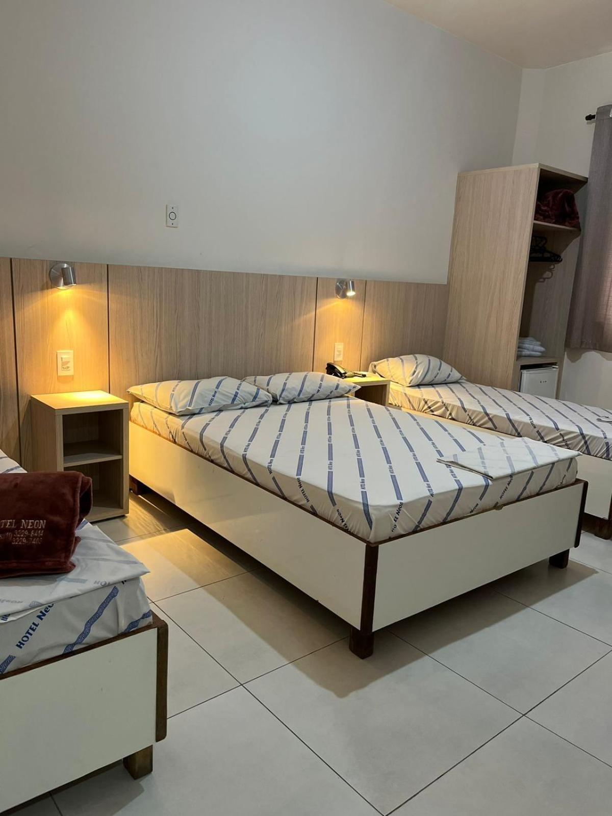 Hotel Neon - Proximo A 25 De Marco, Bom Retiro E Bras, A 2Min Do Mirante Sampa Sky E Pista De Skate Anhangabau Сан-Пауло Экстерьер фото